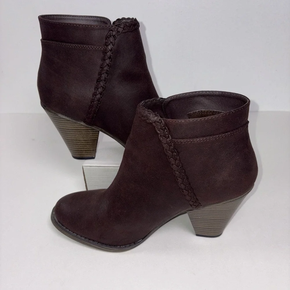 Womens MIA Brown Ankle Boots 8.5 Boho Rustic Western Fall Heel Rodeo Rustic Zip